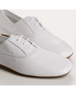 Derbies cuir femme plates avec lacets ton sur ton