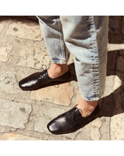 Derbies cuir femme plates avec lacets ton sur ton