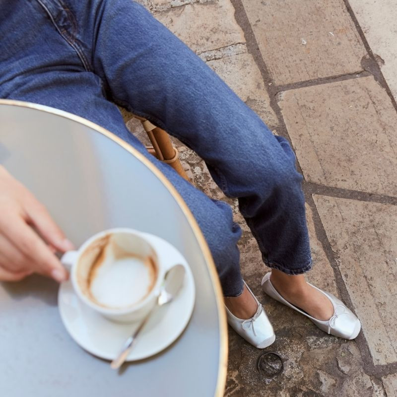 Ballerines plates à nœud en cuir métallisé