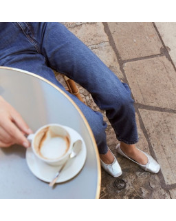 Ballerines plates à nœud en cuir métallisé