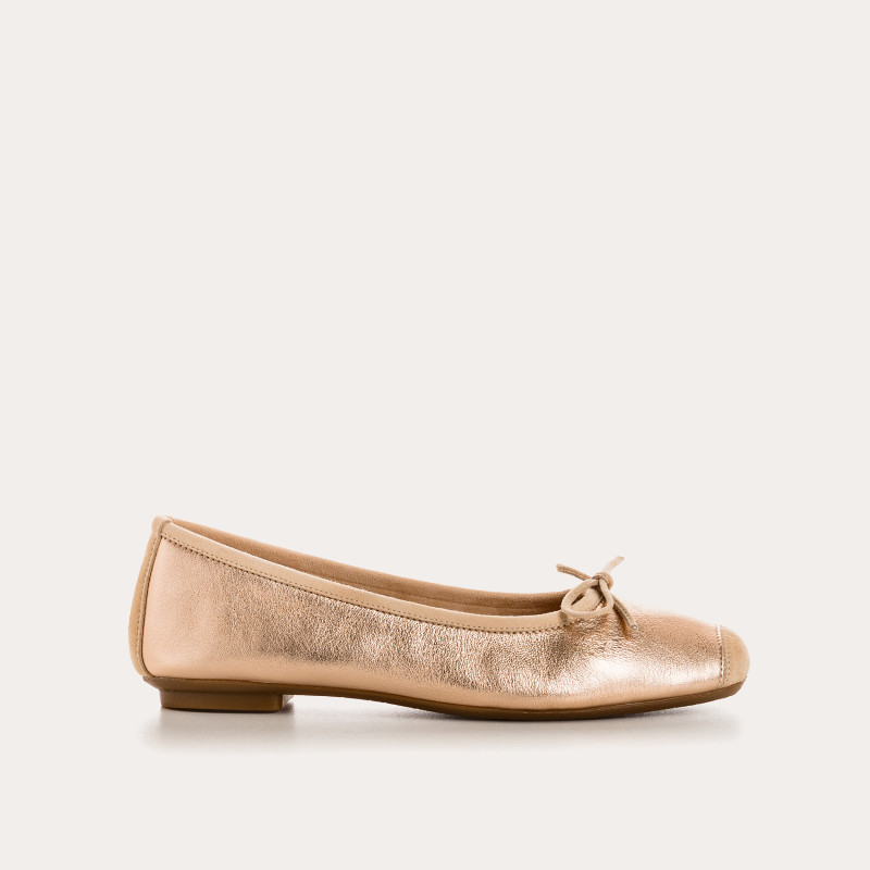 Ballerines plates à nœud en cuir métallisé