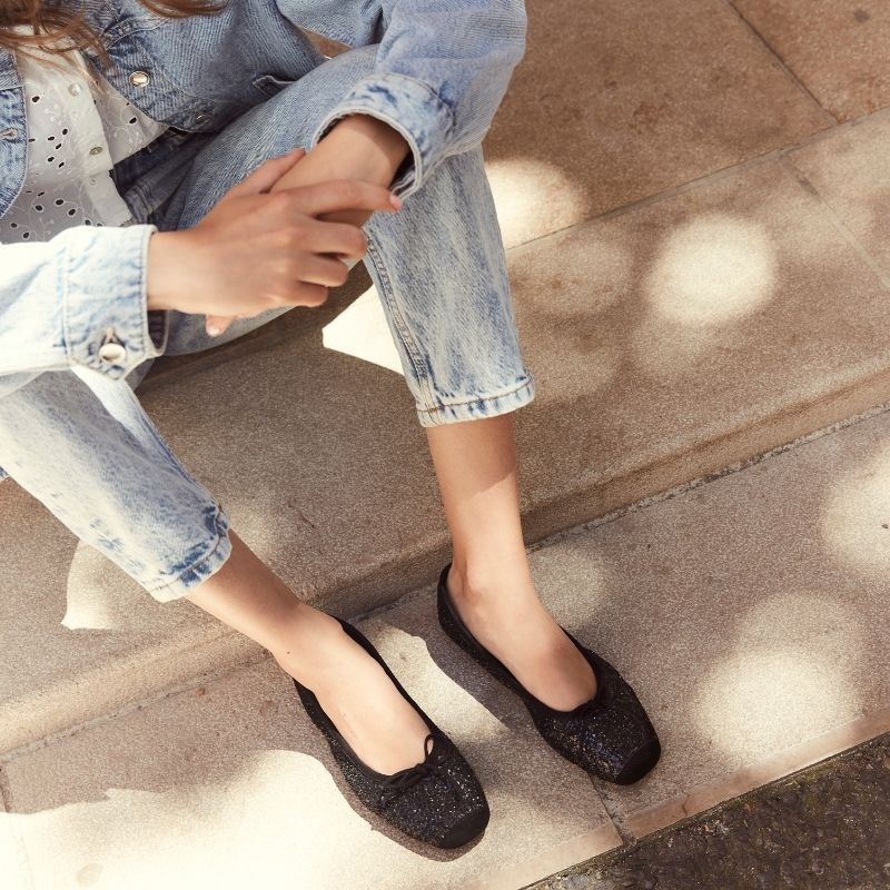 Glitter flat ballerinas knot with rounded butt