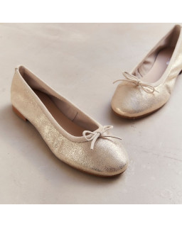 Flat ballerinas with metallic leather knot with rounded butt