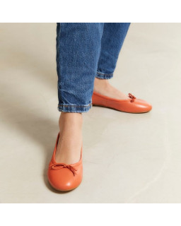 Ballerines plates à nœud en cuir avec bout arrondi