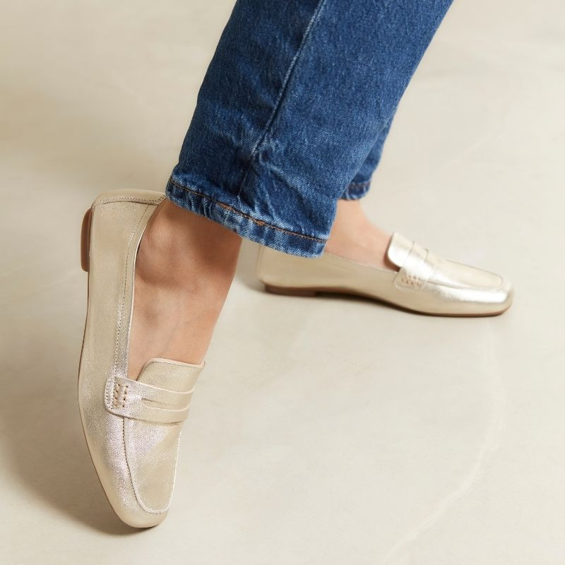 Mocassins collège en cuir métal platine avec bout carré