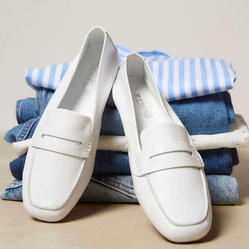 Mocassins collège HEMA à bout carré en cuir