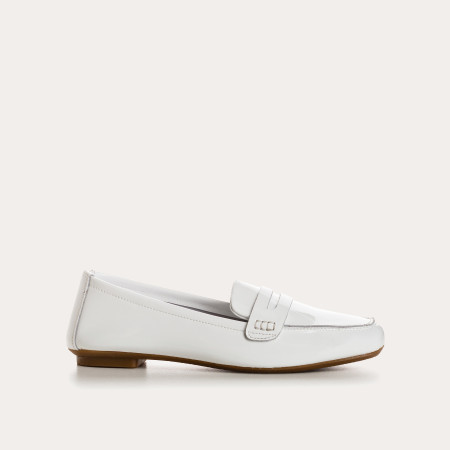 Mocassins Hema pour femme en cuir vernis CC : style et caractère | Reqins