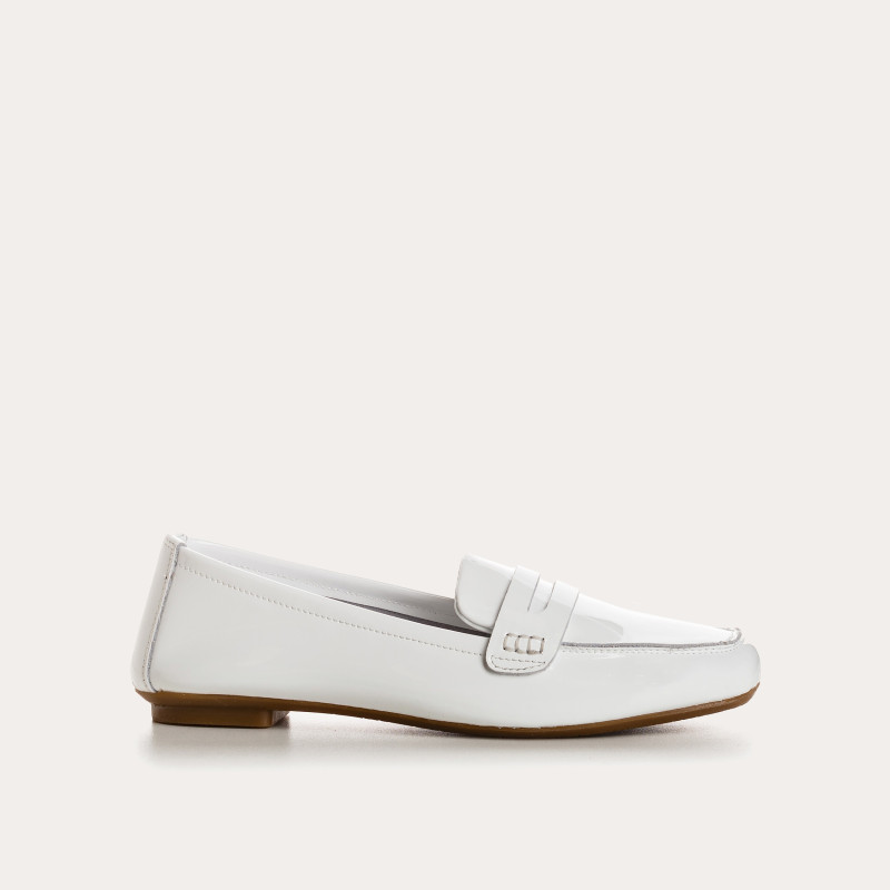 Mocassins Hema pour femme en cuir vernis CC : style et caractère | Reqins