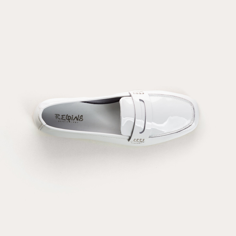 Mocassins Hema pour femme en cuir vernis CC : style et caractère | Reqins