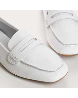 Mocassins Hema pour femme en cuir vernis CC : style et caractère | Reqins