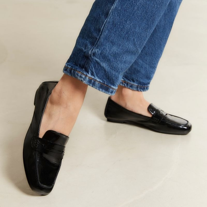 Mocassins Hema pour femme en cuir vernis CC : style et caractère | Reqins