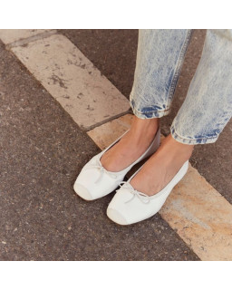Ballerines plates à nœud en cuir lisse et cuir velours