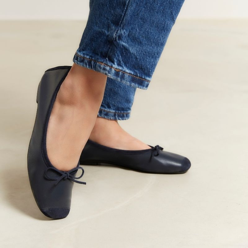 Flat Ballerinas with Smooth Leather Knot and Velvet Leather