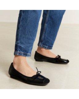 Ballerines plates à nœud en cuir vernis avec renfort en cuir velours