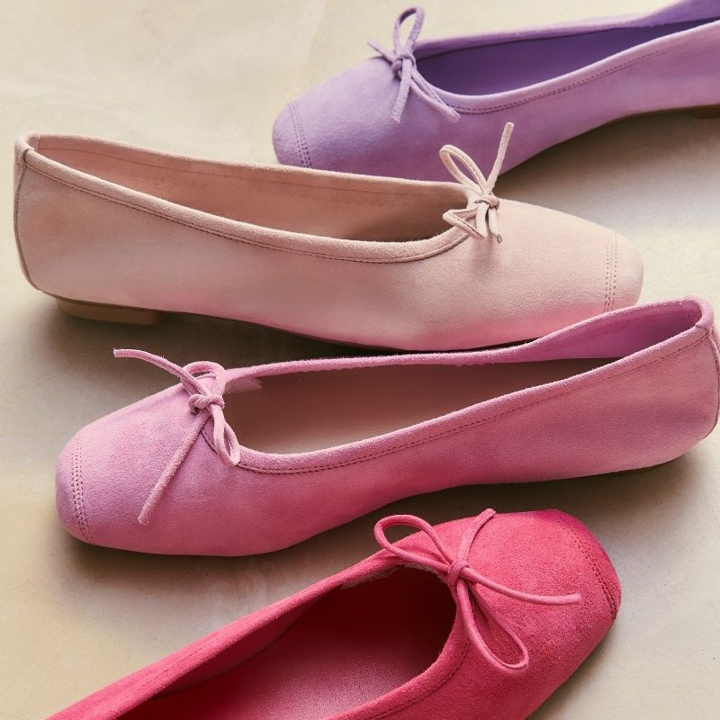 Ballerines plates à nœud en cuir velours avec renfort à la pointe