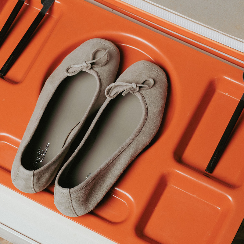 Ballerinas Flexible Leather Harmony: Premium Comfort and Elegance