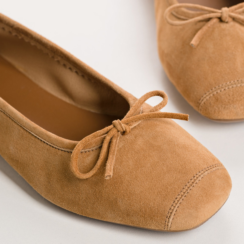 Ballerinas Flexible Leather Harmony: Premium Comfort and Elegance
