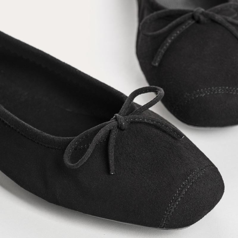 Ballerinas Flexible Leather Harmony: Premium Comfort and Elegance