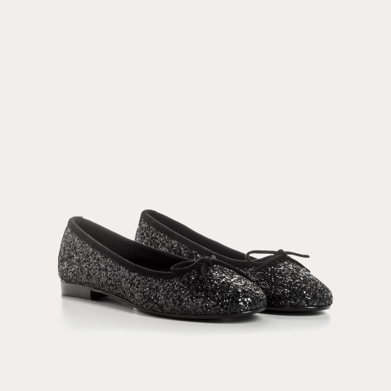 Flat ballerinas with steeped fabric knot with rounded butt