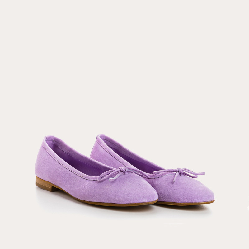 Flat ballerinas with velvet leather knot with rounded butt