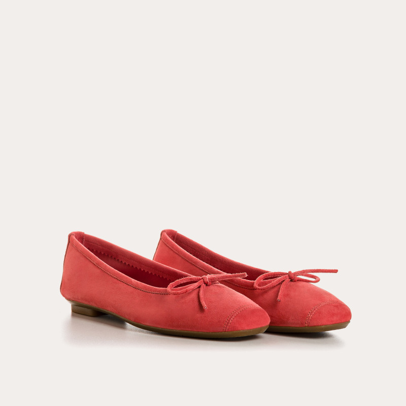 Ballerinas Flexible Leather Harmony: Premium Comfort and Elegance