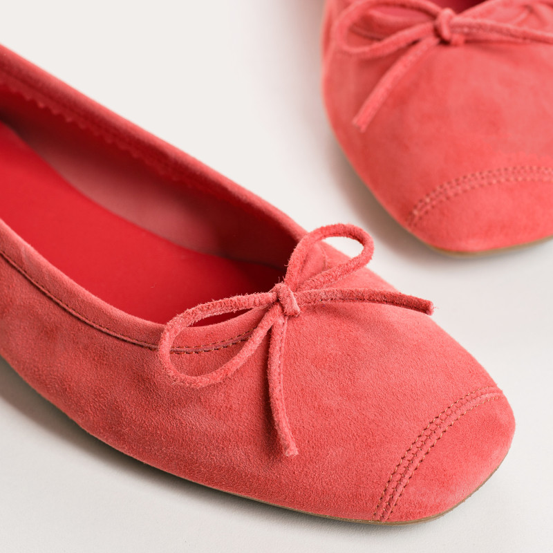 Ballerinas Flexible Leather Harmony: Premium Comfort and Elegance