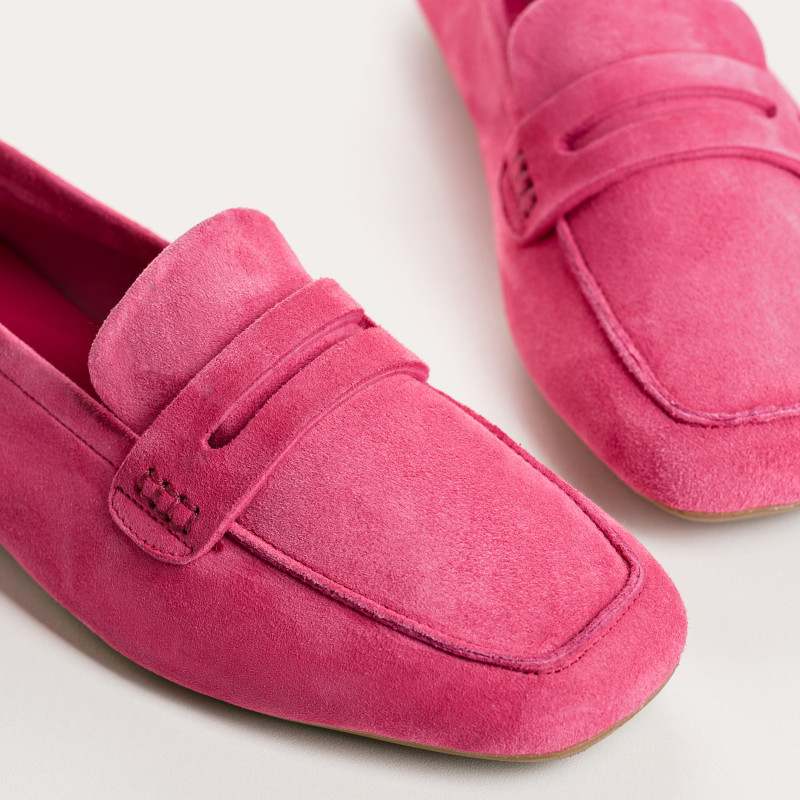 Mocassins Hema cuir velours CC Femme : style et modernité | Reqins
