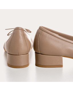 Leather heel ballerinas