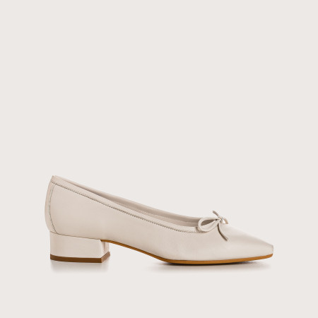 Leather heel ballerinas