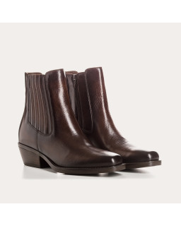 Boots marron style santiags en cuir avec zip intérieur