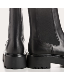 Black boots black leather with elastic