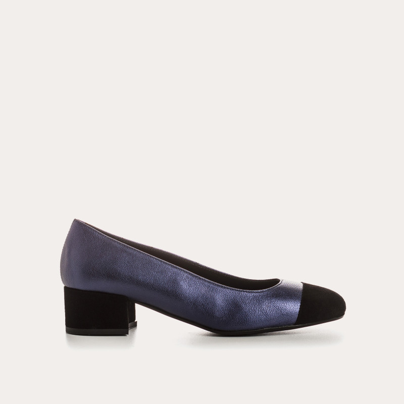 Ballerinas with two-tone metallic leather