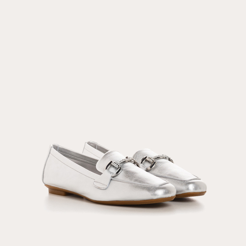 Silver moccasins Hamilton leather | Elegance & Brightness - Reqins