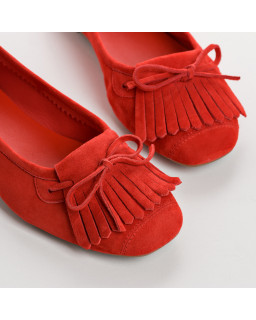 Velvet leather ballerinas with fringes on top