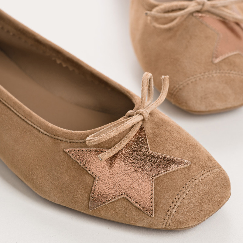 Velvet leather ballerinas with star pattern