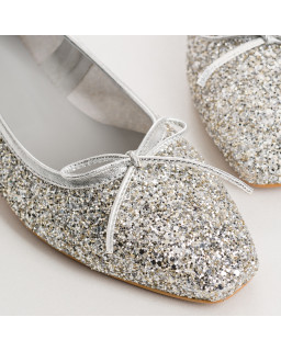 Ballerinas glitter with heels