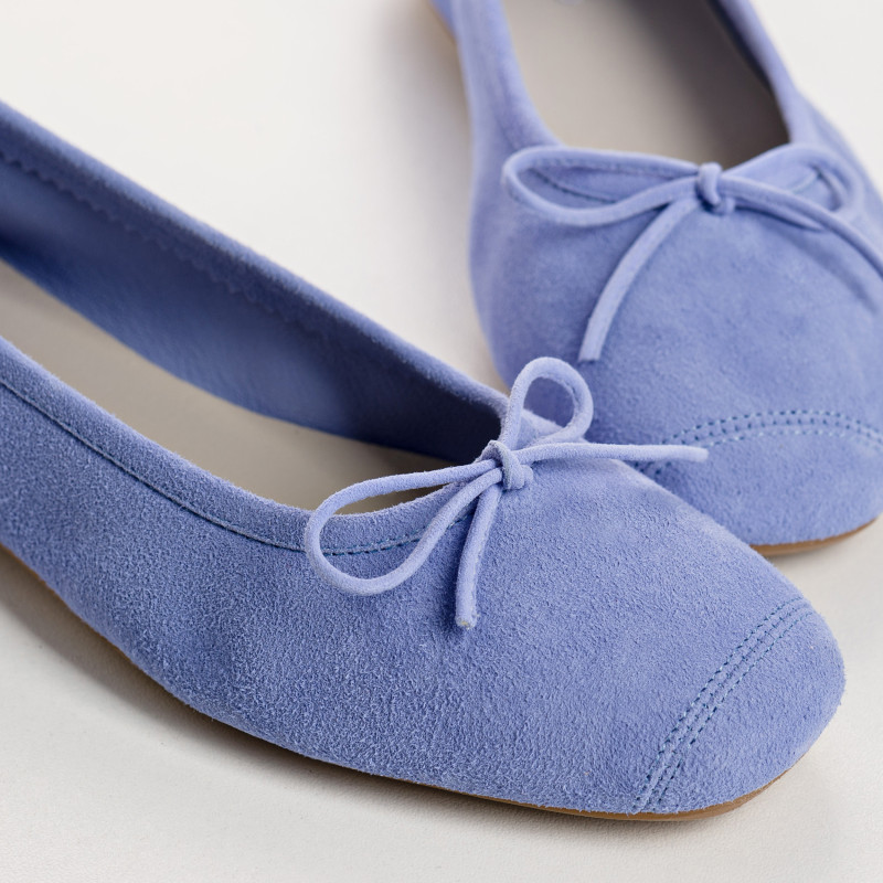 Flat ballerinas with velvet leather knot with tip reinforcement