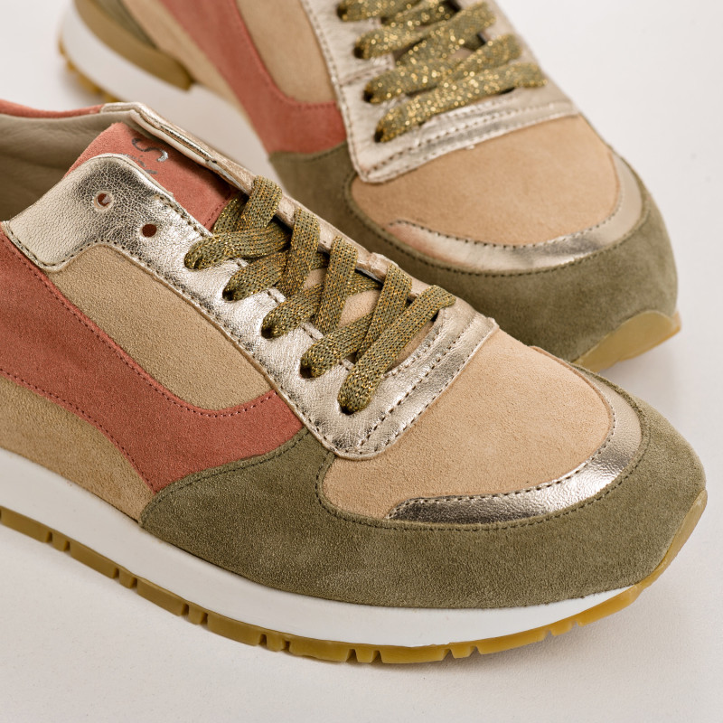 Velvet leather sneakers and black laces metallic / women's vison