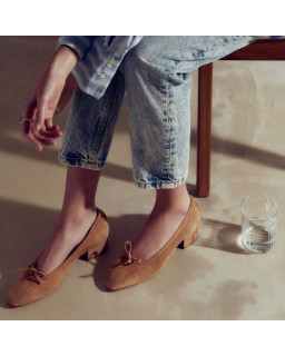 Ballerines à talons en cuir velours