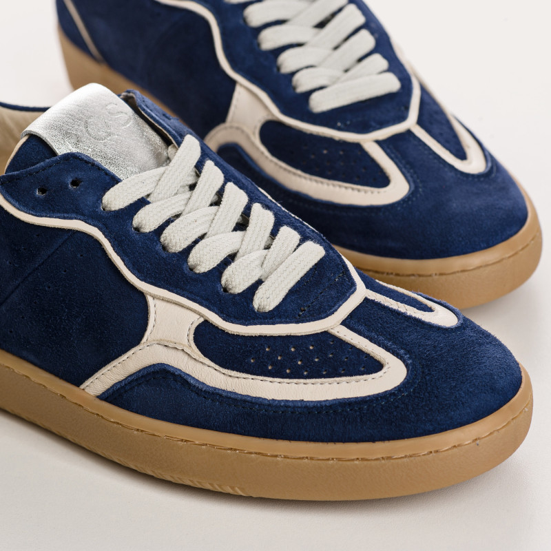 Sneakers for women with velvet leather laces and smooth leather