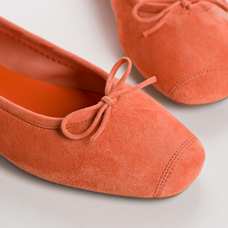 Flat ballerinas with velvet leather knot with tip reinforcement