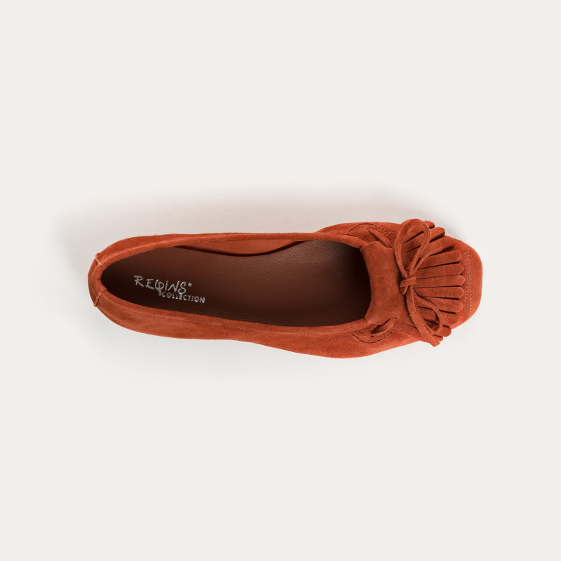 Velvet leather ballerinas with fringes on top