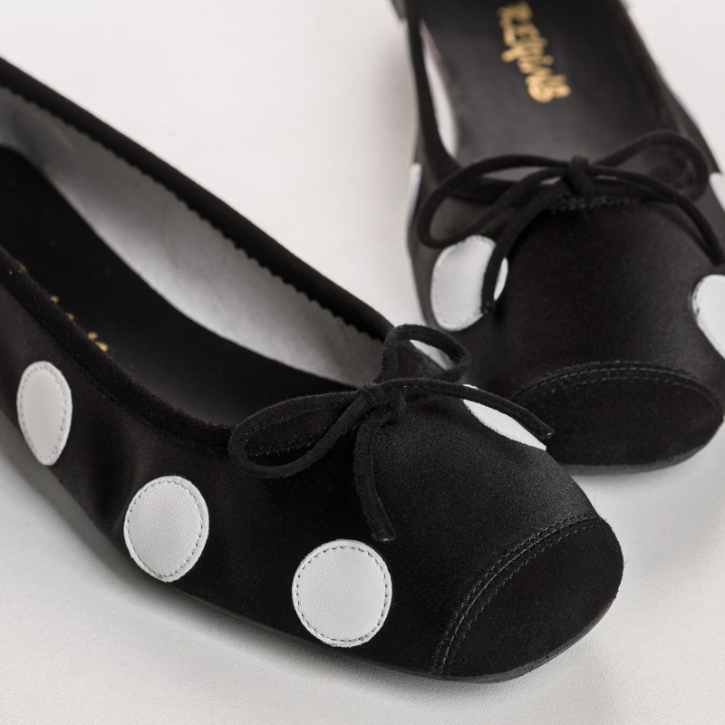 Ballerines Harmony Pois Silk en soie à pois noirs | Reqins