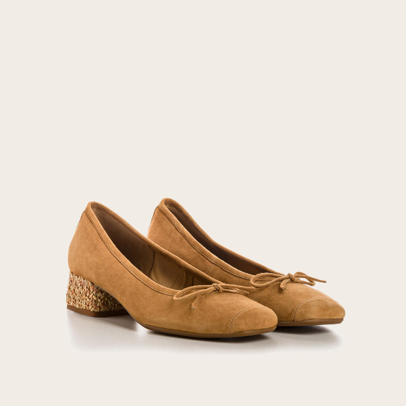 Strawberry velvet leather stall ballerinas - natural chic | Reqins