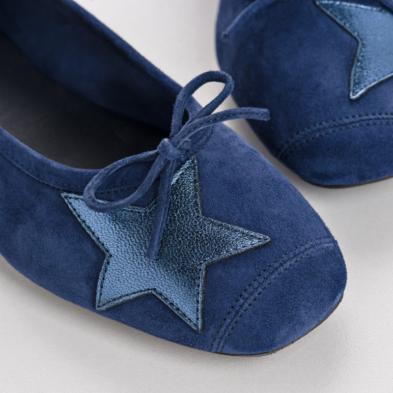Velvet leather ballerinas with star pattern