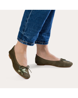 Ballerines en cuir velours avec motif étoile