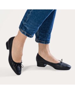 Ballerines à talons en cuir