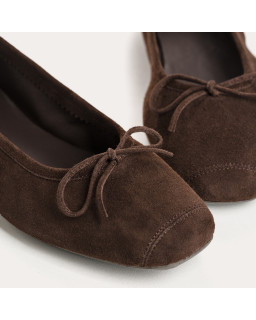 Ballerinas Flexible Leather Harmony: Premium Comfort and Elegance