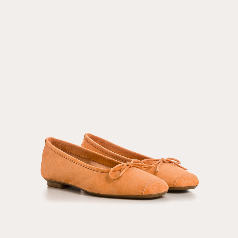 Ballerinas Flexible Leather Harmony: Premium Comfort and Elegance