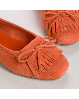 Velvet leather ballerinas with fringes on top